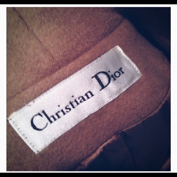 Christian Dior Nude Long Coat - Picture 3 of 4